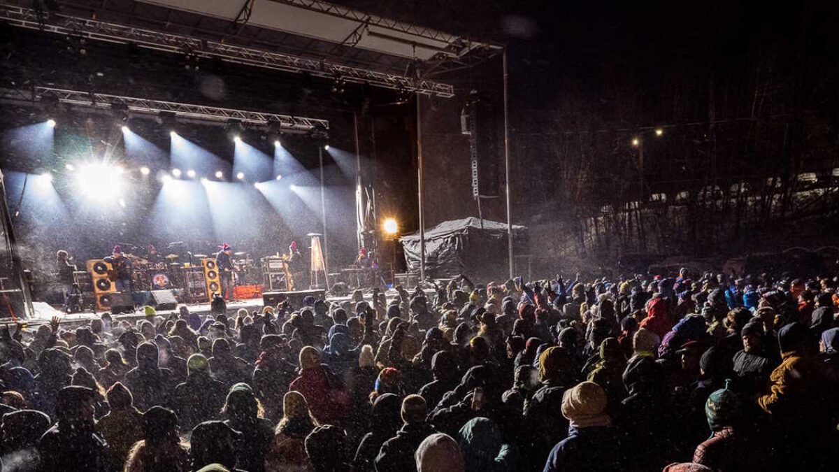 One Snowy Saturday Night: Dark Star Orchestra Caps Rail Rider Jamboree