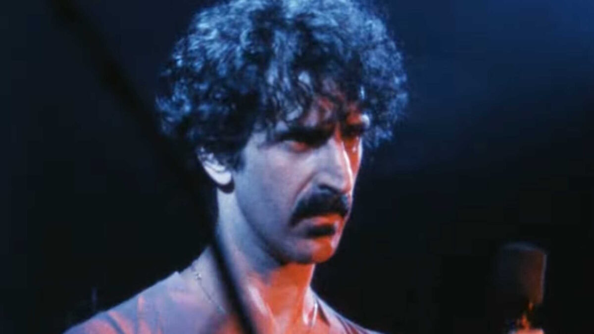 Watch Rare Footage Of Frank Zappa Performing At Mudd Club In 1980