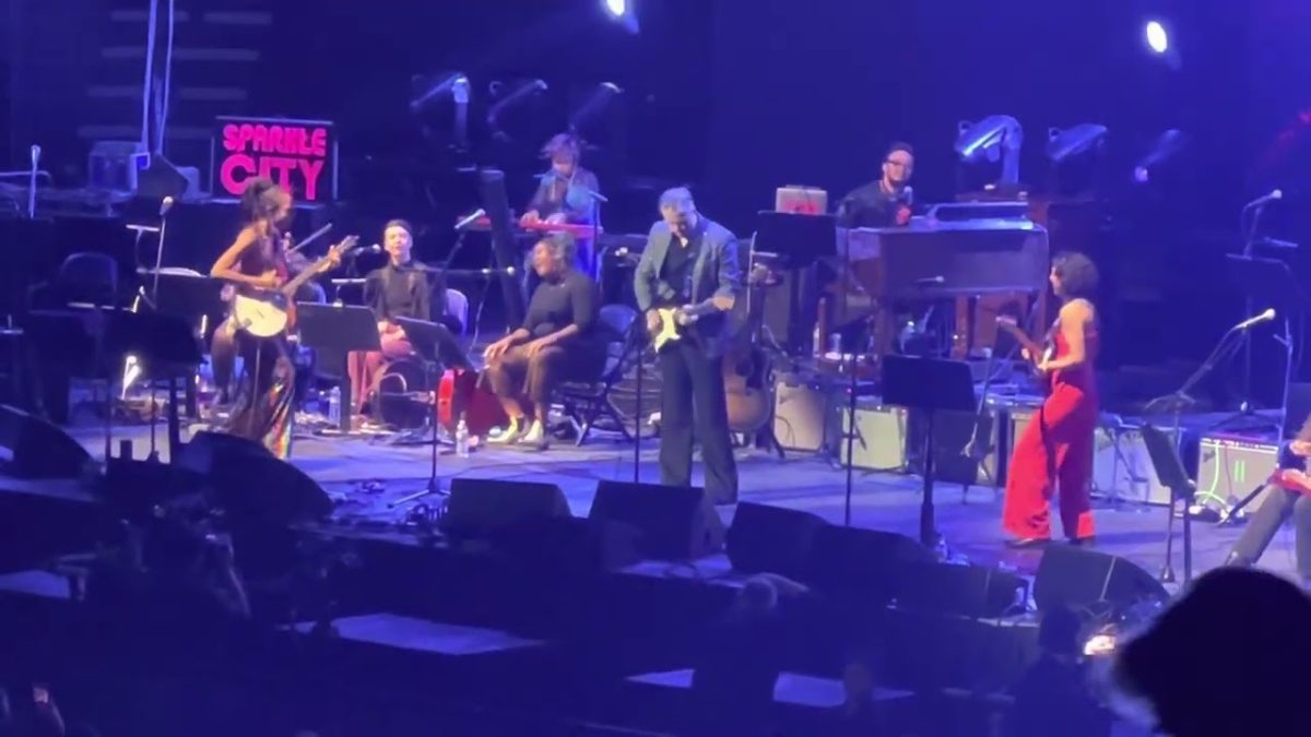 Jason Isbell w/Allison Russell - Keep on Smilin’ (live Wet Willow cover)