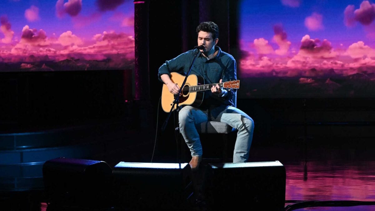 John Mayer Performs Cozy Solo Acoustic ‘Waitin’ On The Day’ On ‘Colbert’