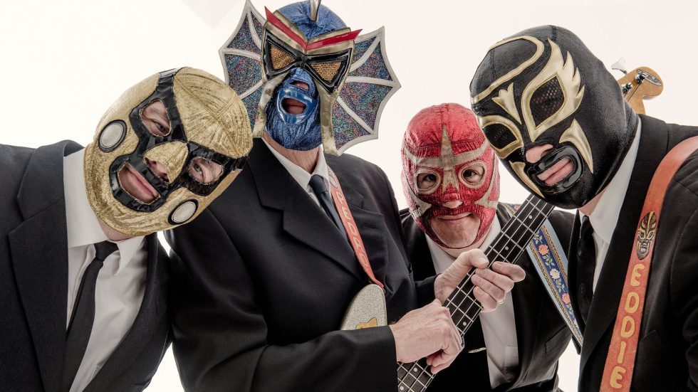 Los Straitjackets