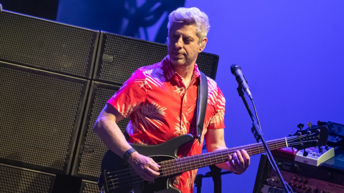 Fly A Paper Airplane To Win Phish Bassist Mike Gordon’s LoveTone Meatball Pedal