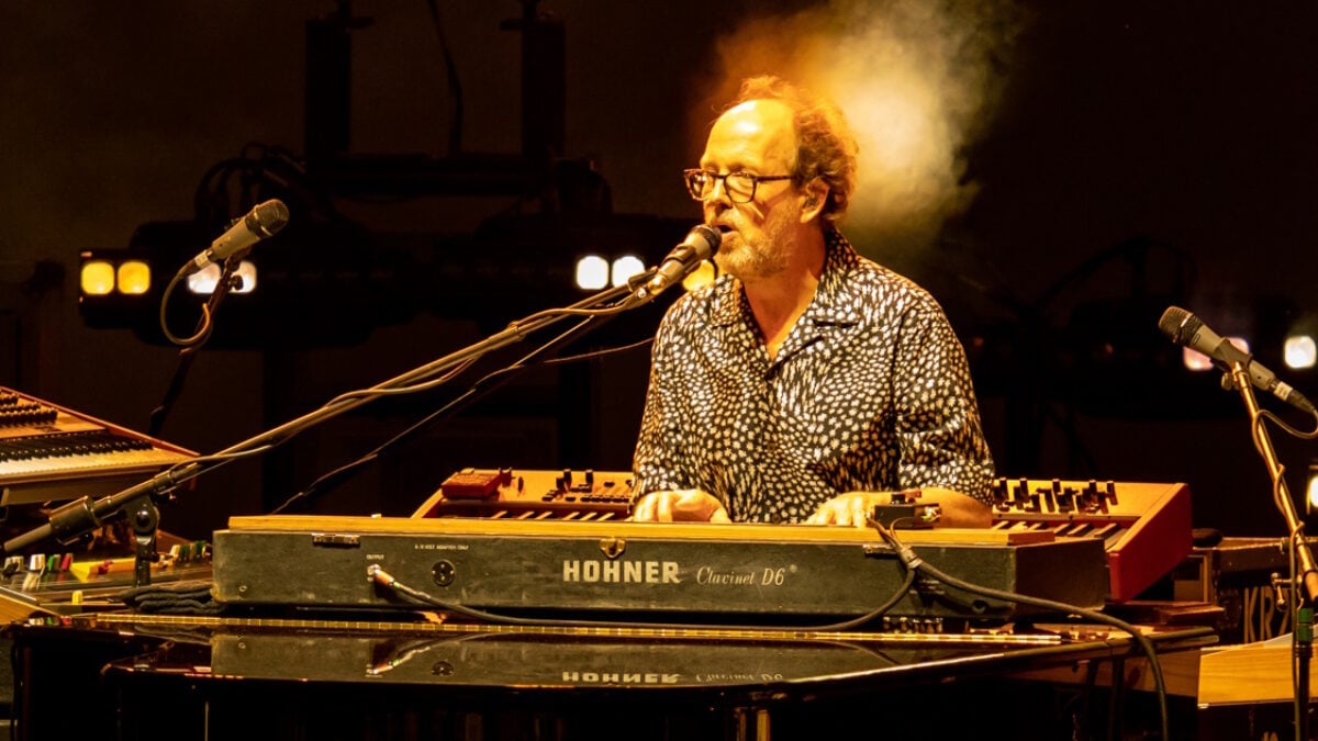 Step Into Phish Keyboardist Page McConnell's Contributions To 43-Minute 'Tweezer' At The Greek