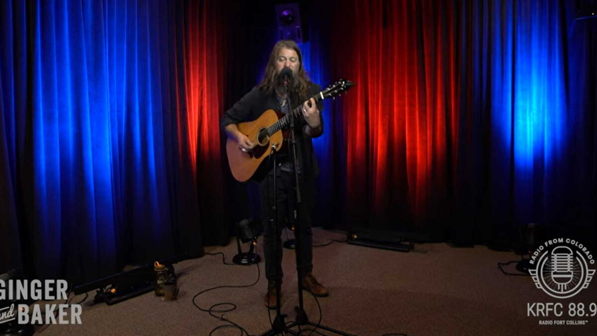 Watch Greensky Bluegrass’ Paul Hoffman Deliver Intimate Session For Fort Collins Radio Station KRFC
