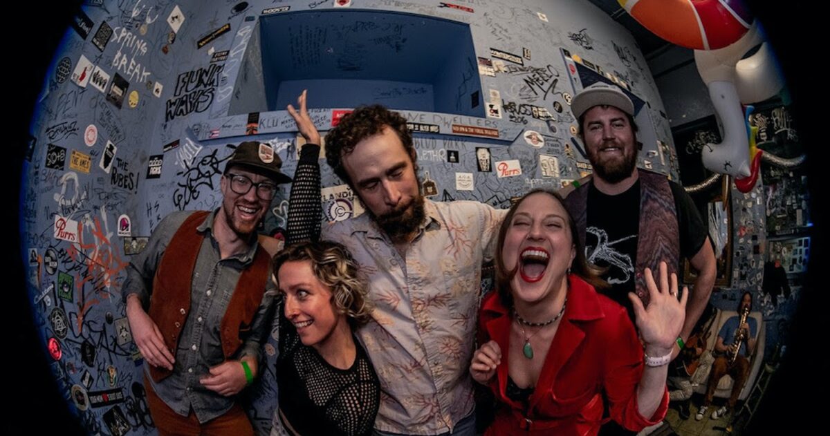 Pixie & The Partygrass Boys press March 2023