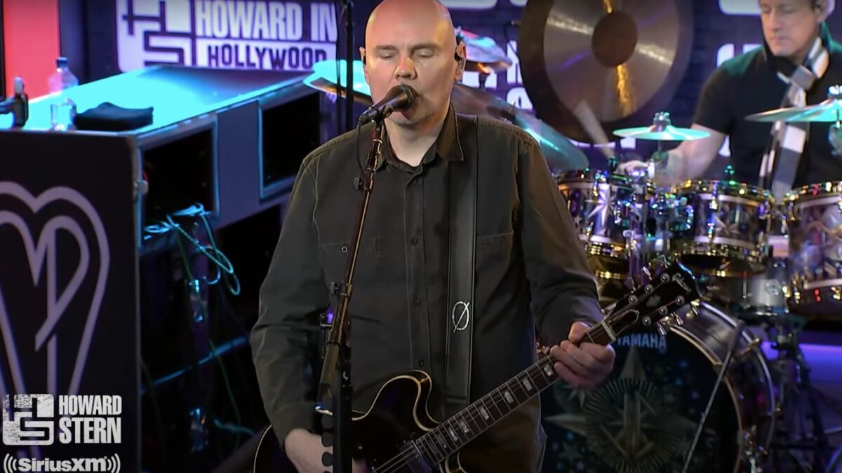 Watch Smashing Pumpkins Throwback To ‘1979’ On ‘Howard Stern’