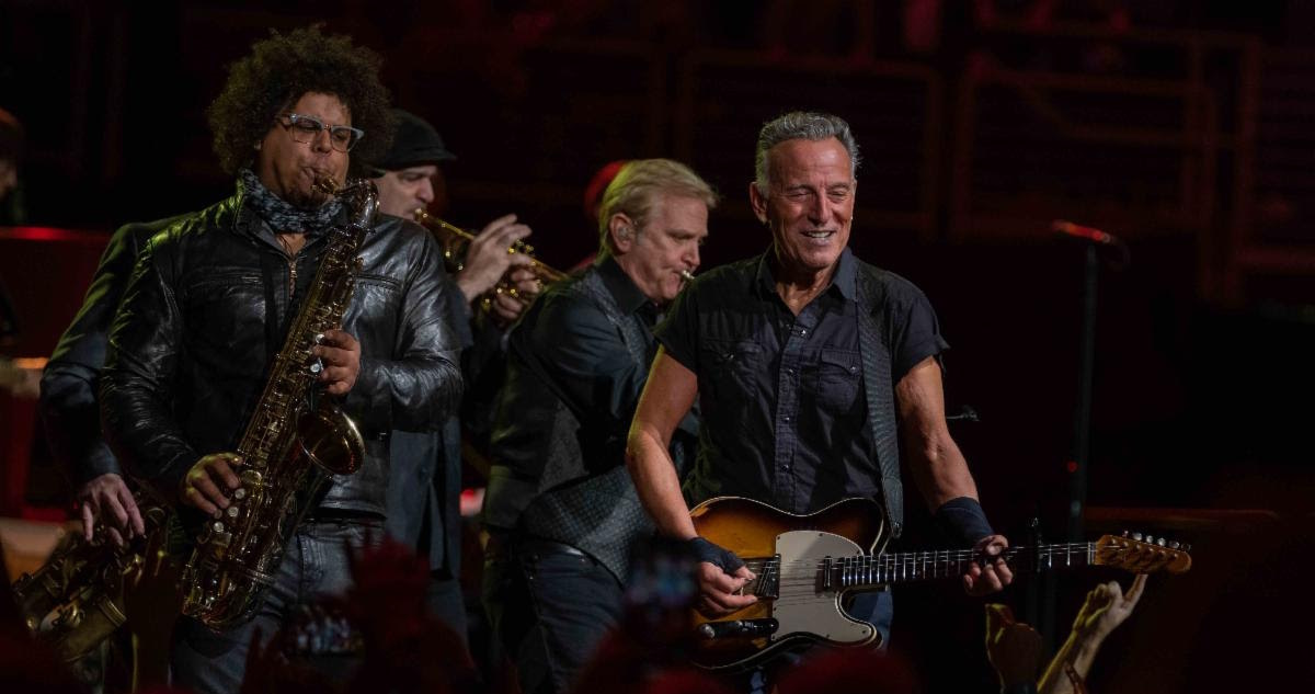 ‘Local Hero’ Bruce Springsteen To Be Honored With Own Day In New Jersey