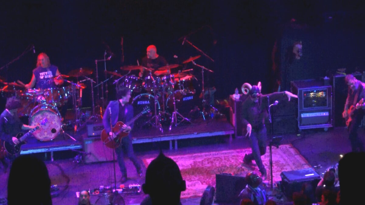 Watch Primus & Members Of Tool Perform ‘Ænema’ In Los Angeles