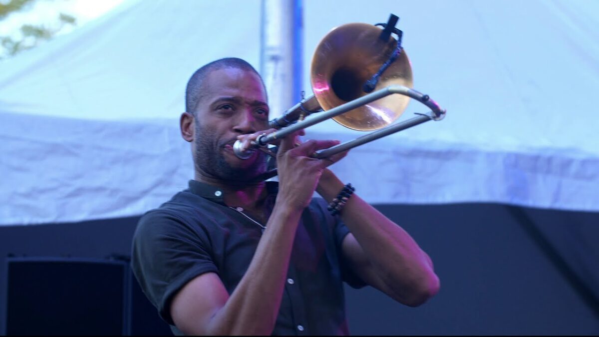 Trombone Shorty plays Brain Stew at Roots N Blues 2018 @TromboneShorty #TromboneShorty
