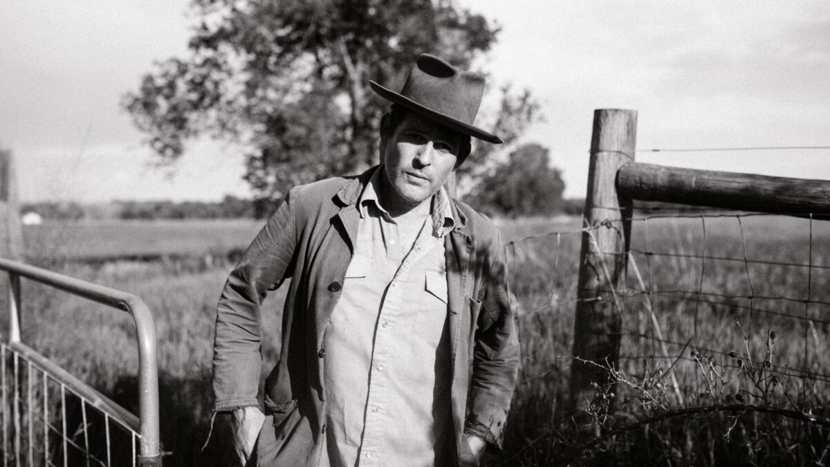 Gregory Alan Isakov Confirms 1st Studio Album Since 2018 'Appaloosa Bones' & 2023 Fall Tour Dates