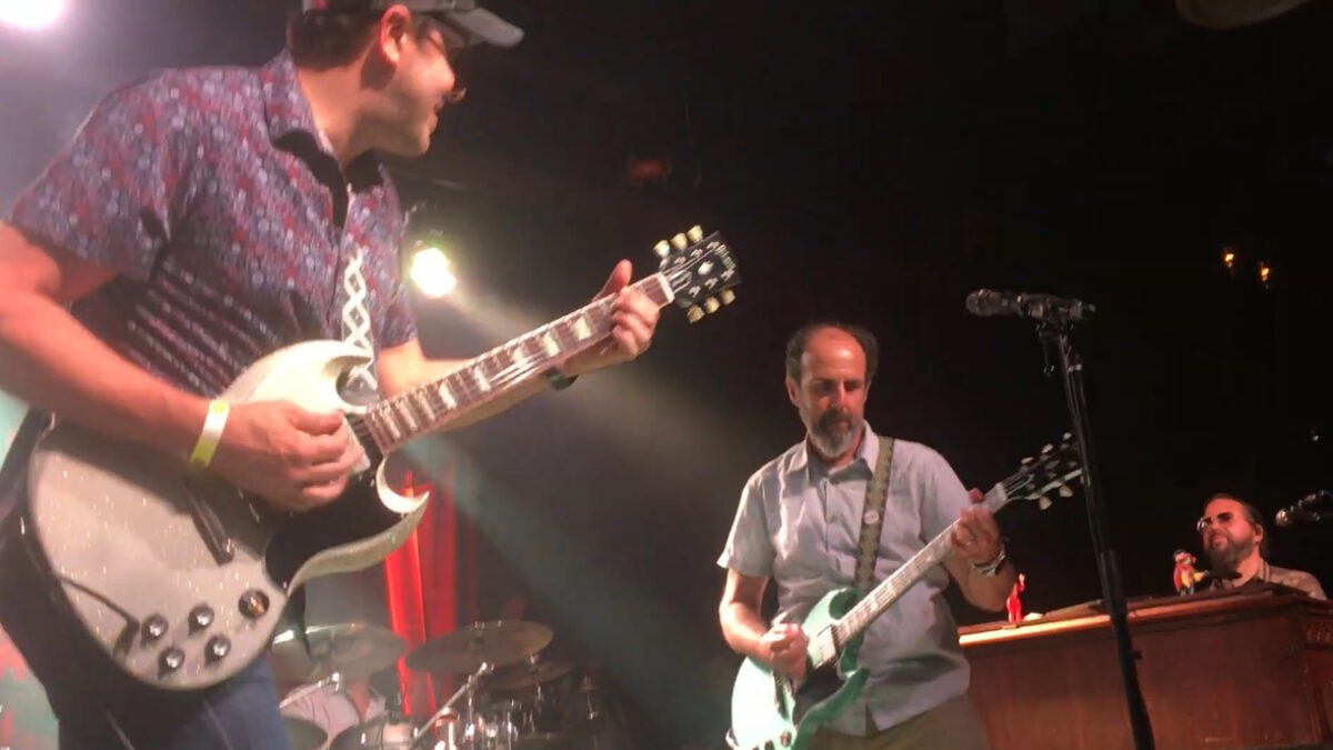Watch moe. Bust Out Bob Dylan Cover & Lotus’ Tim Palmieri Help Cover  Led Zeppelin At Brooklyn Bowl