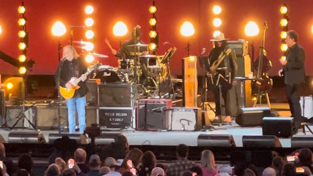 “Night Life” (Warren Haynes) - Willie Nelson’s 90th Birthday