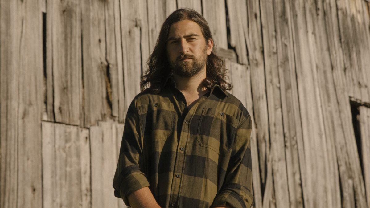 Noah Kahan Shares Gripping Cover Of Jason Isbell’s ‘If We Were Vampires’
