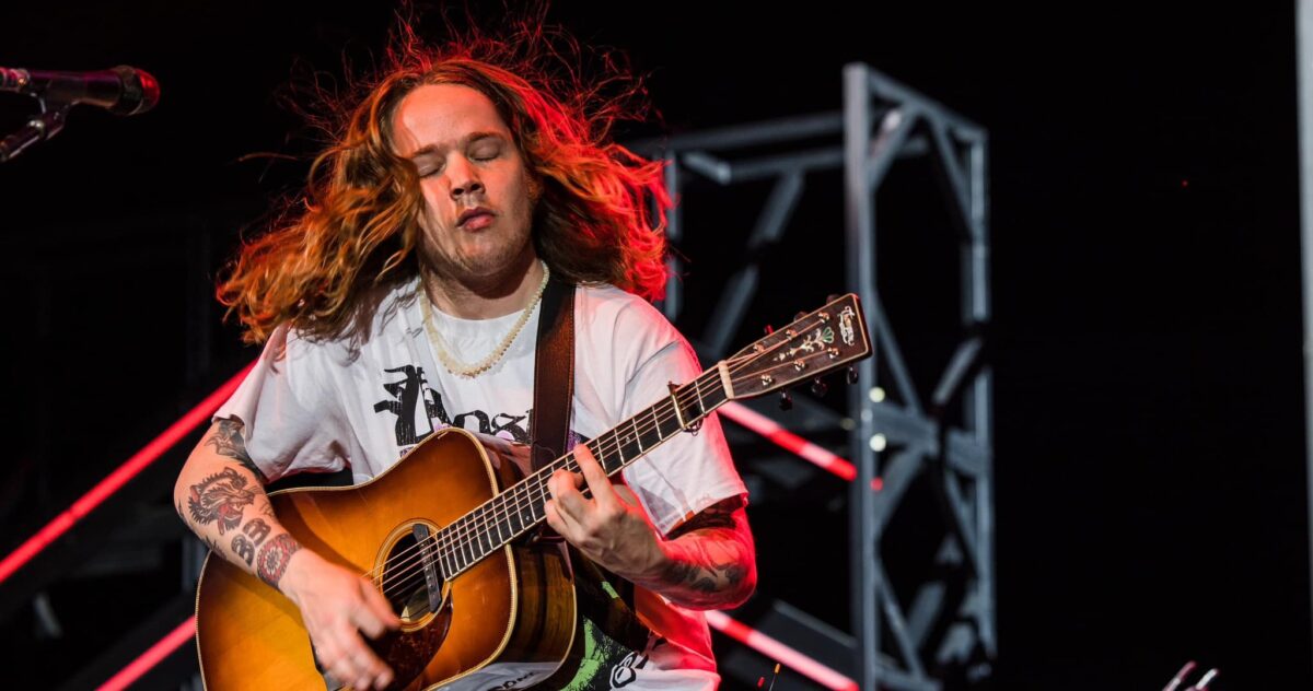 Billy Strings Reveals Venues For 2024 Winter Tour Dates