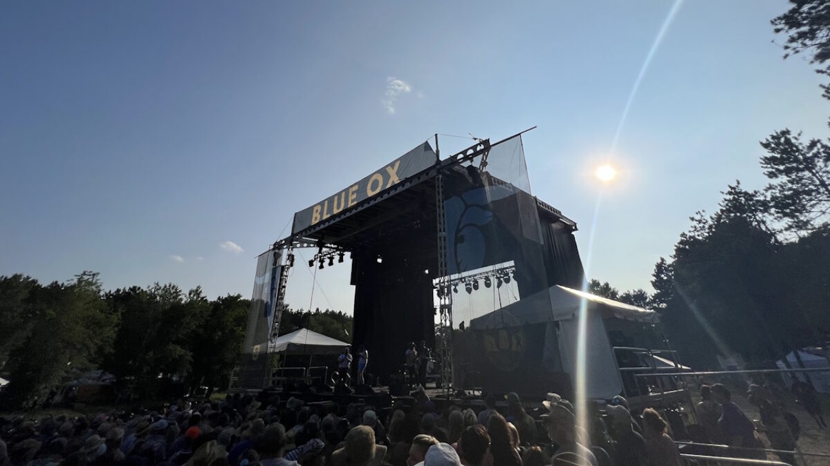 Blue Ox Music Festival 2023 Review: A Fun & Inviting Family Reunion In Wisconsin