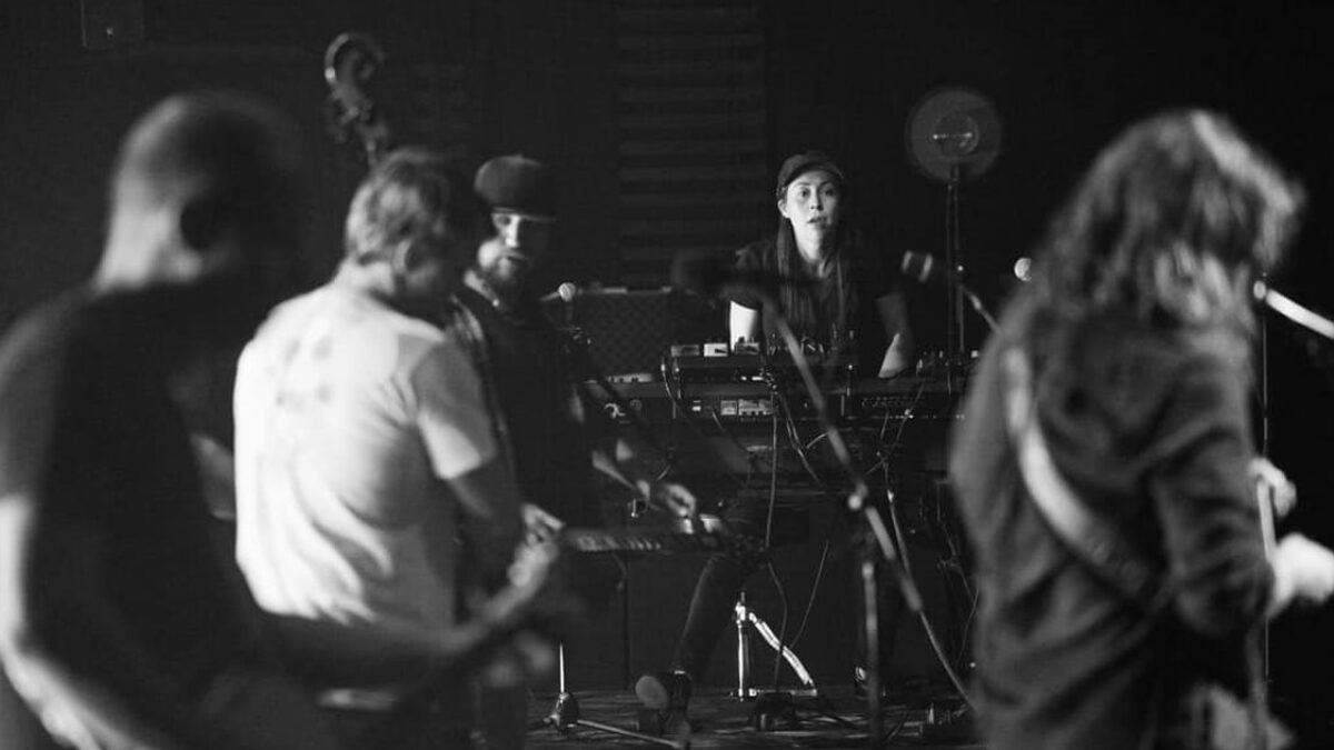 Watch Greensky Bluegrass Get 'Distracted' With Holly Bowling On New Song At Camp Greensky Iceland Finale