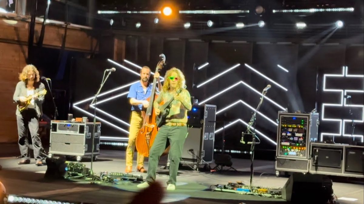Billy Strings-“Andy Griffith 3000” Live Cary,NC 7/14/23 Night 2
