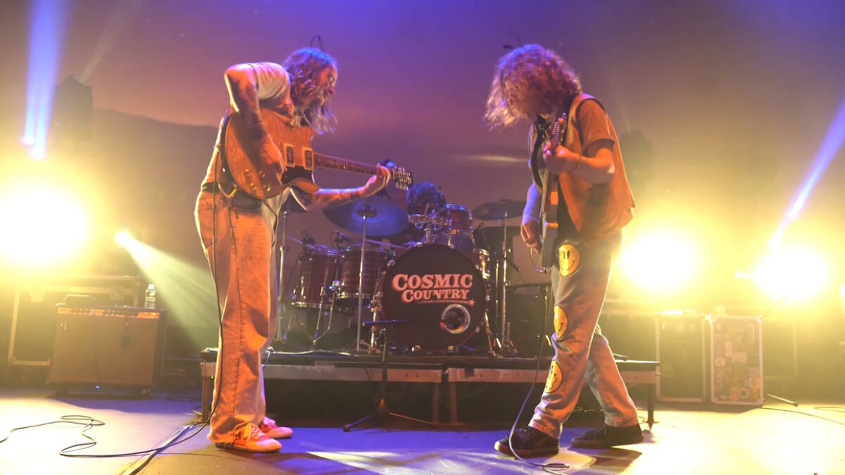 Watch Billy Strings & Daniel Donato's Dazzling Guitar Duel In Vermont: Pro-Shot Video