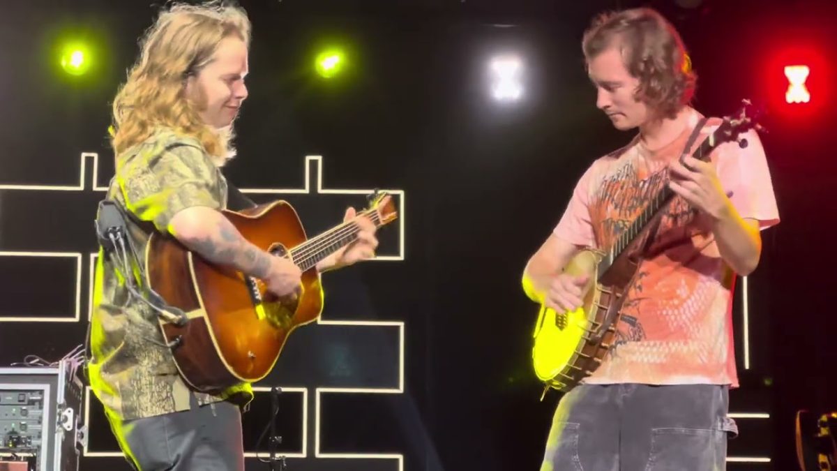 Billy Strings with Victor Furtado “John Hardy” Live at the Pavilion in Boston, MA, July 25, 2023