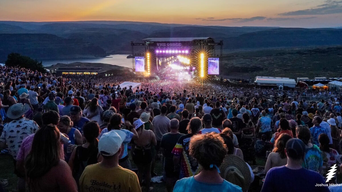 Six Proud Walkers Dipped In Moonlight: Dead & Company Concludes Final Run At The Gorge