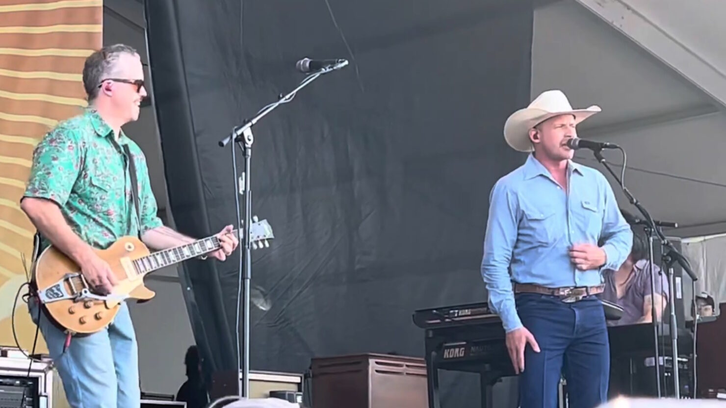 Watch Jason Isbell Bring Out An OklahomaNative To Sing 'King Of