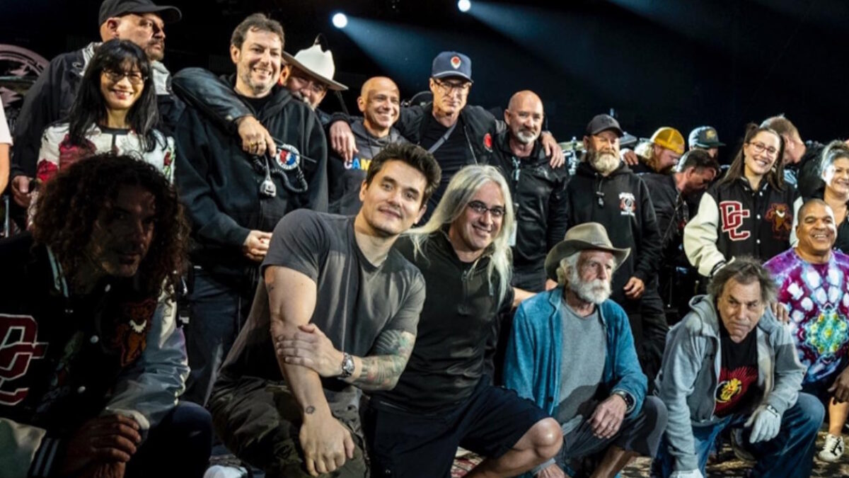 10 Things Bob Weir’s Manager Revealed About Dead & Company + The Final Tour
