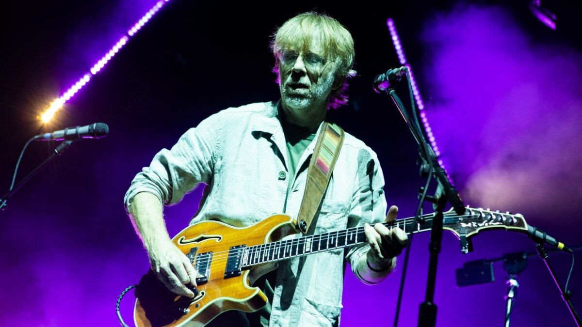 Watch Phish's Energetic Debut Of New Original Song ‘Pillow Jets’