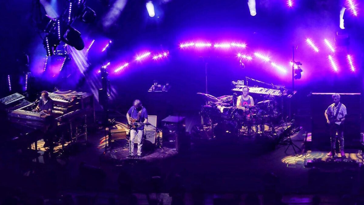 Phish Journeys Deep Into 'The Well' On Opening Night At The Mann