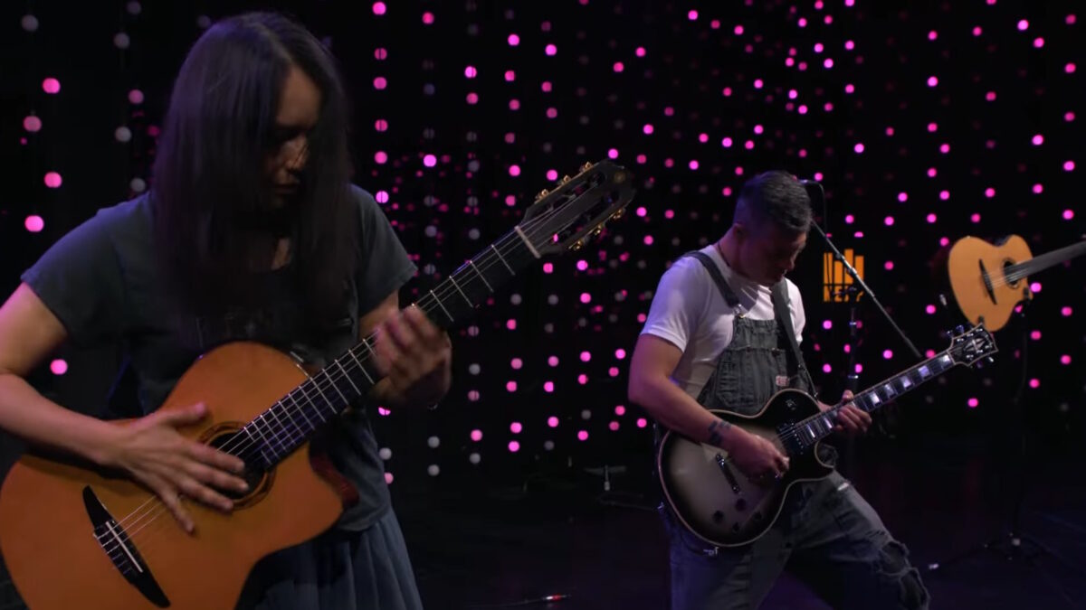 Watch Rodrigo y Gabriela Shred At KEXP