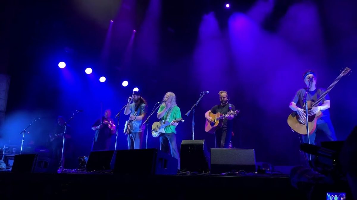 Trampled by Turtles with Alan Sparhawk from Low, “Days Like These,” Duluth MN, 7/8/23