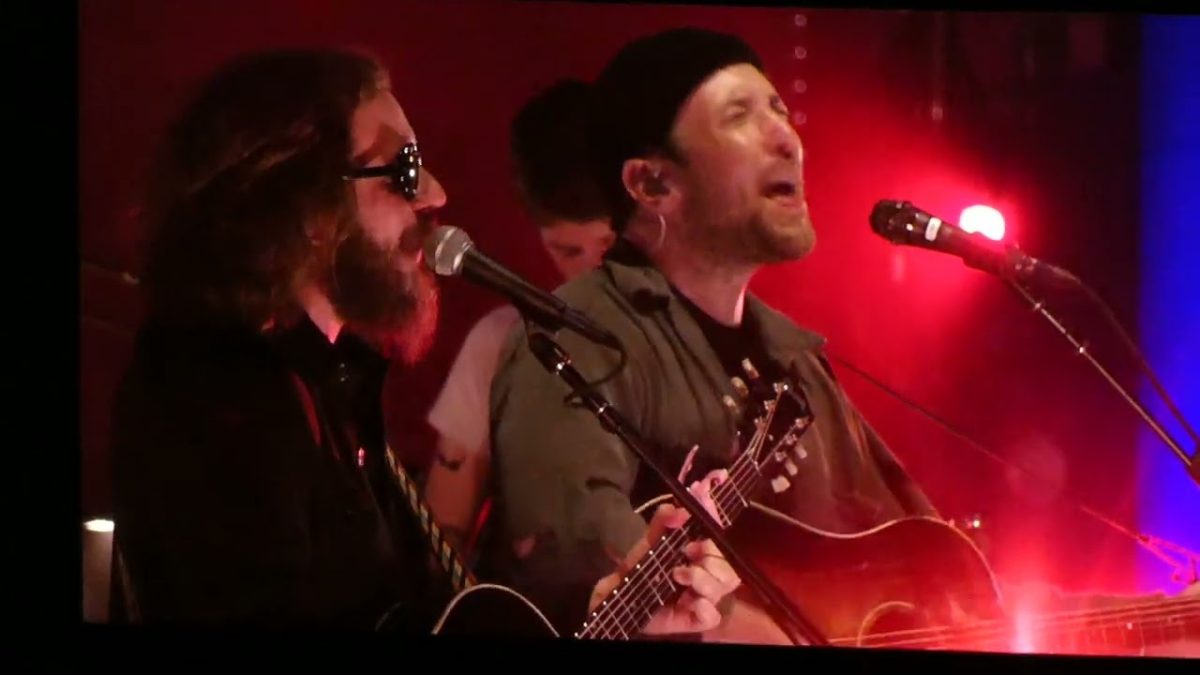 FLEET FOXES & JIM JAMES (My Morning Jacket) - "Expecting to Fly" Buffalo Springfield Hollywood Bowl