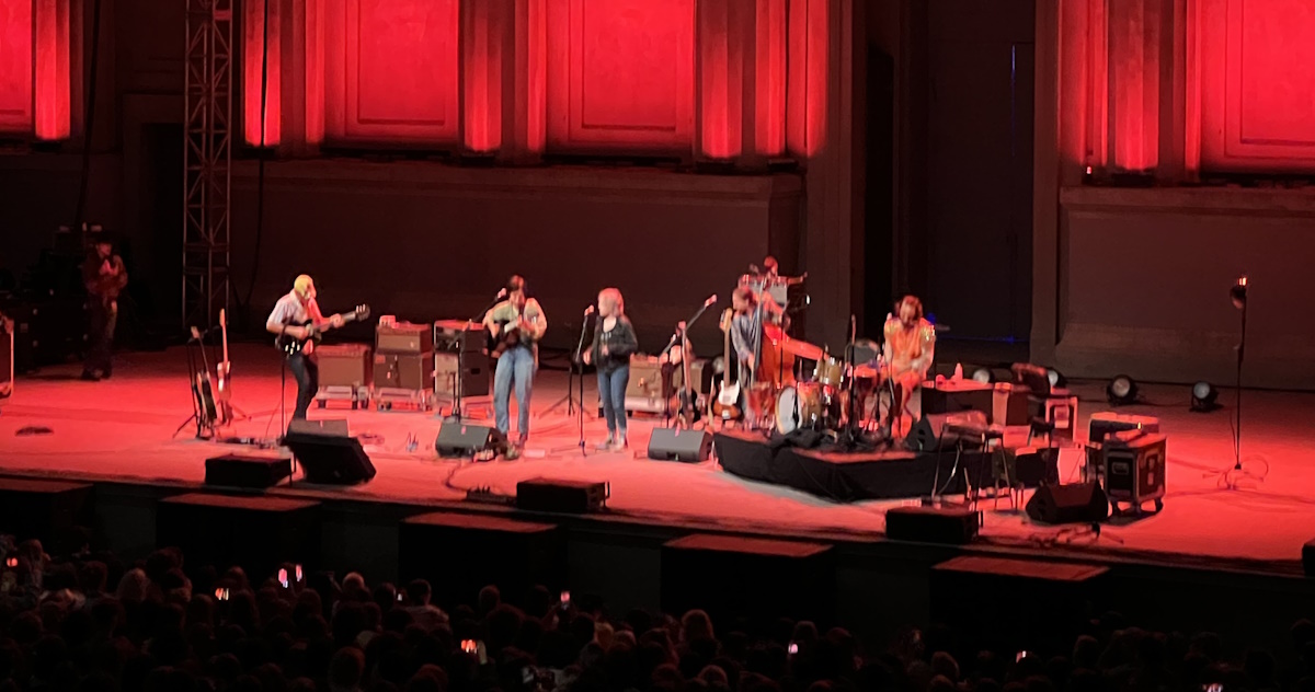 Big Thief Lucinda Williams Greek Theatre
