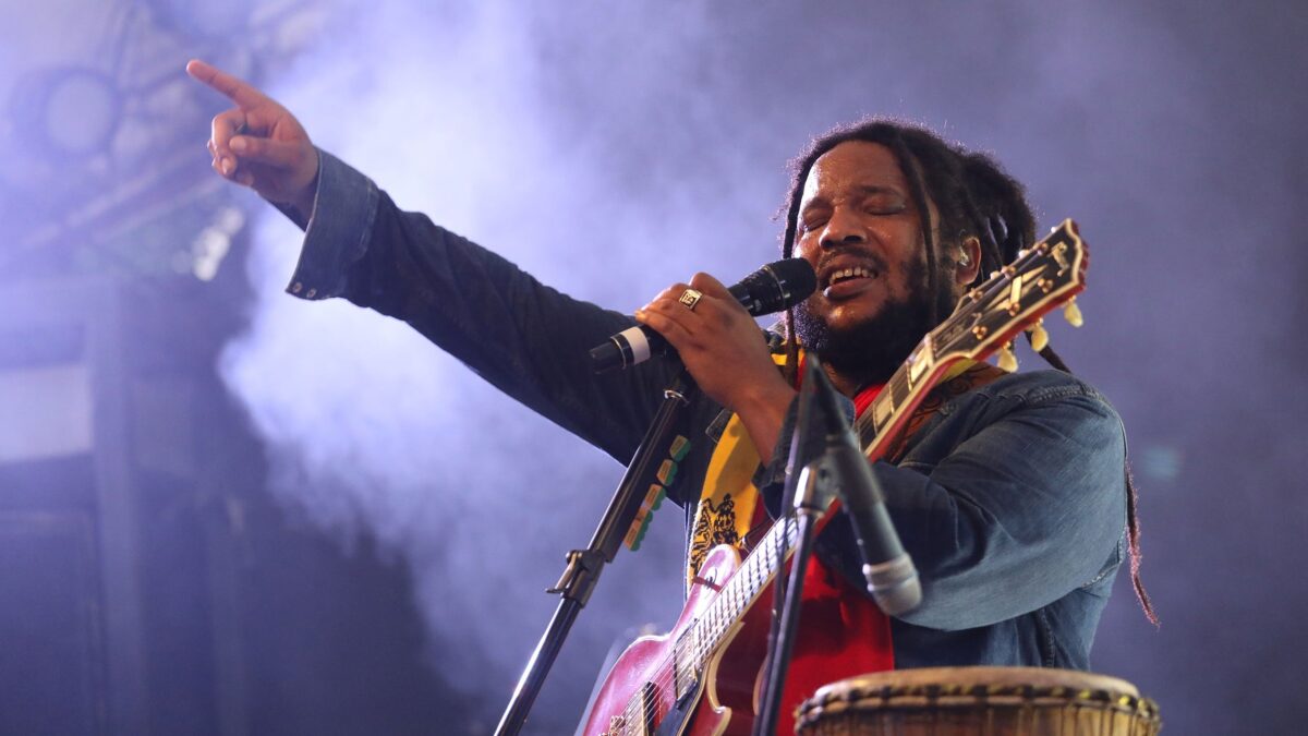 Bob Weir & Eric Clapton Among Guests On New Stephen Marley Album ‘Old Soul’