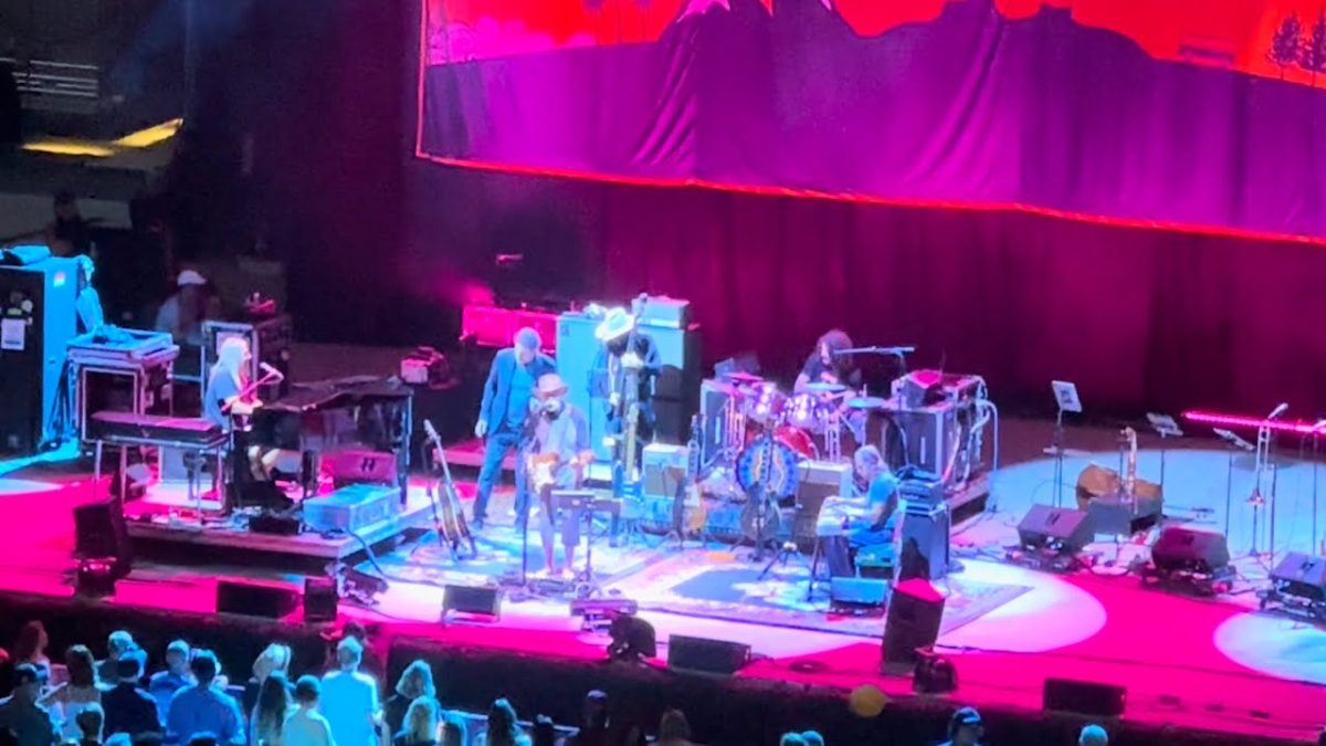 2023-09-17 - Blue Eyes Crying in the Rain - Bob Weir & Wolf Bros - Outlaw Music Festival