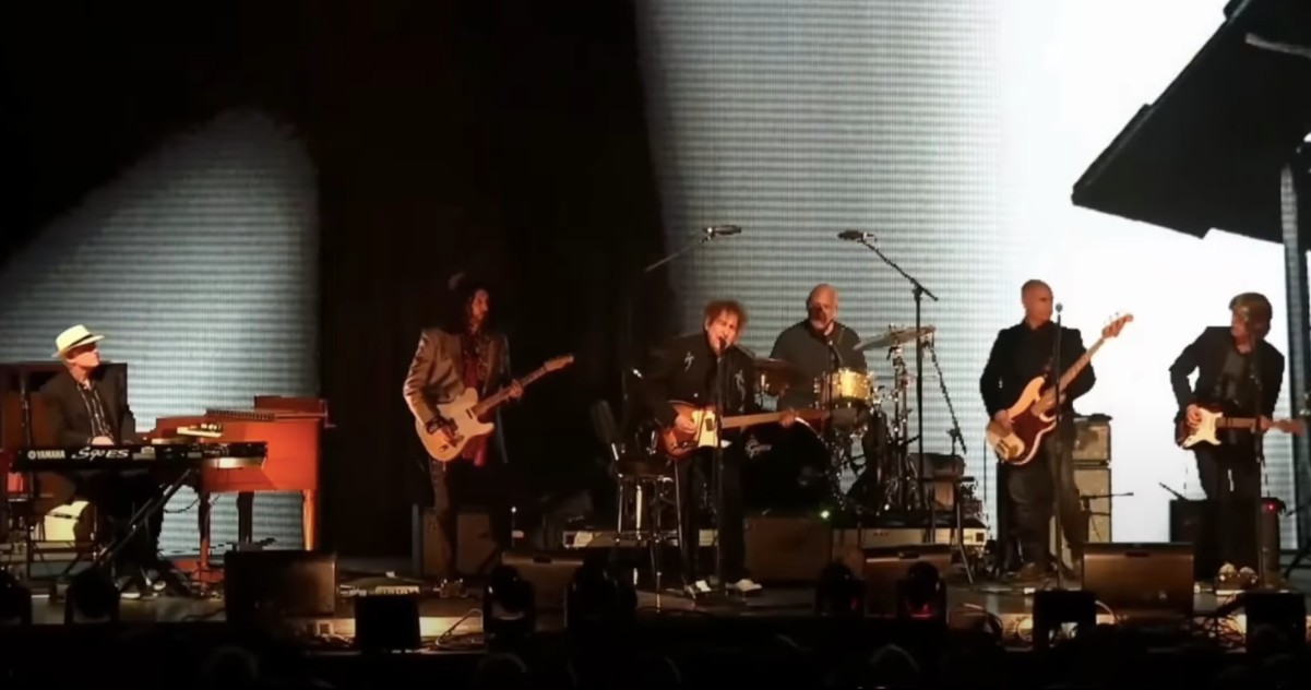 Bob Dylan Heartbreakes Farm Aid 2023
