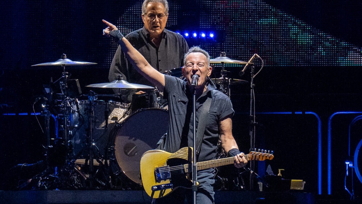 Bruce Springsteen & E Street Band Announce 1st Las Vegas Concert In Over 20 Years