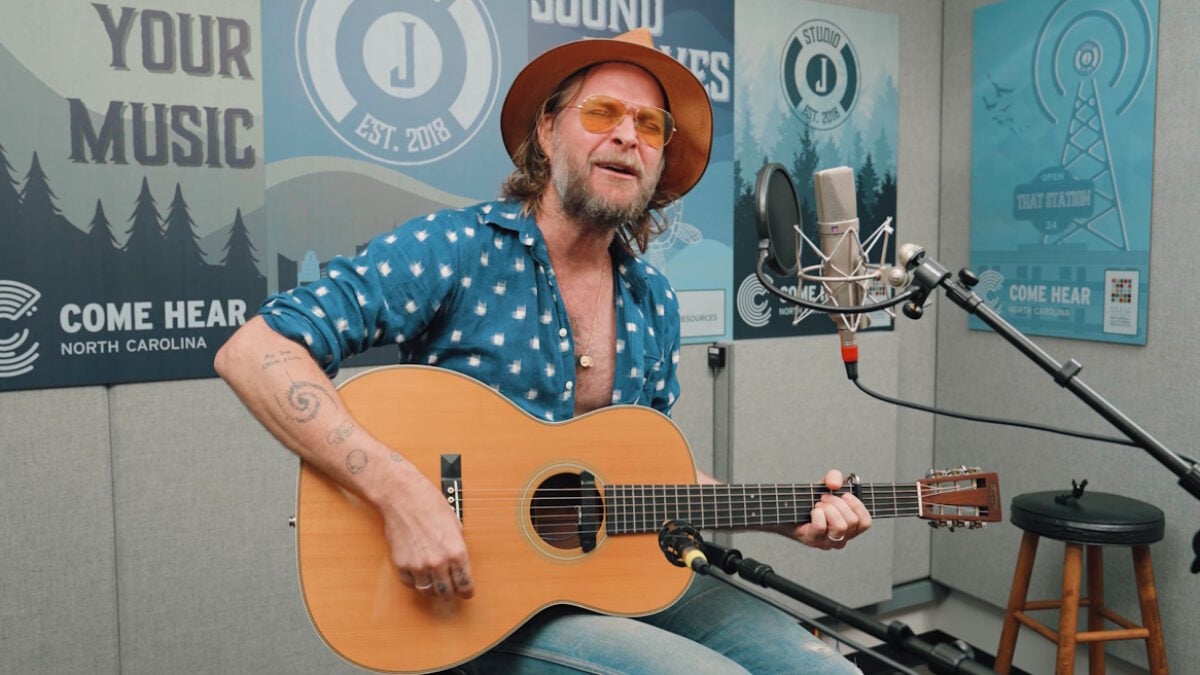 Watch Hiss Golden Messenger’s M.C. Taylor Strip Down ‘Jump For Joy’ Songs At Raleigh Radio Station
