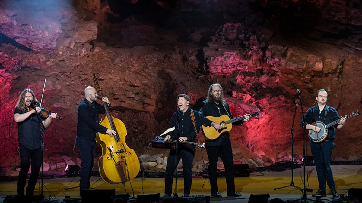 Watch The Lil Smokies Go Underground For ‘The Caverns Sessions’ Performance