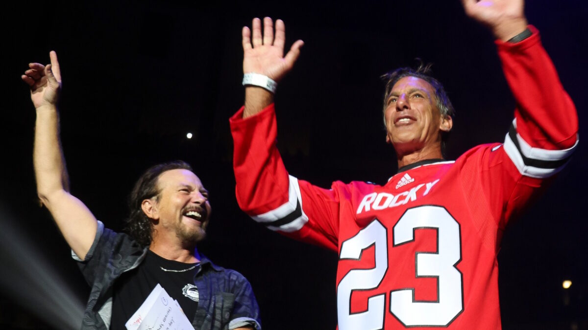 Chris Chelios Learns Of Blackhawks Honor At Pearl Jam Concert