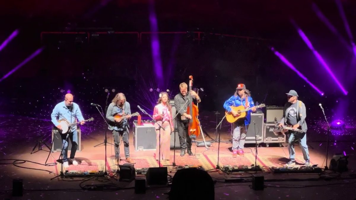 “Holy Roller” - Greensky Bluegrass with Sierra Ferrell - 9/16/2023 - Red Rocks Amphitheatre