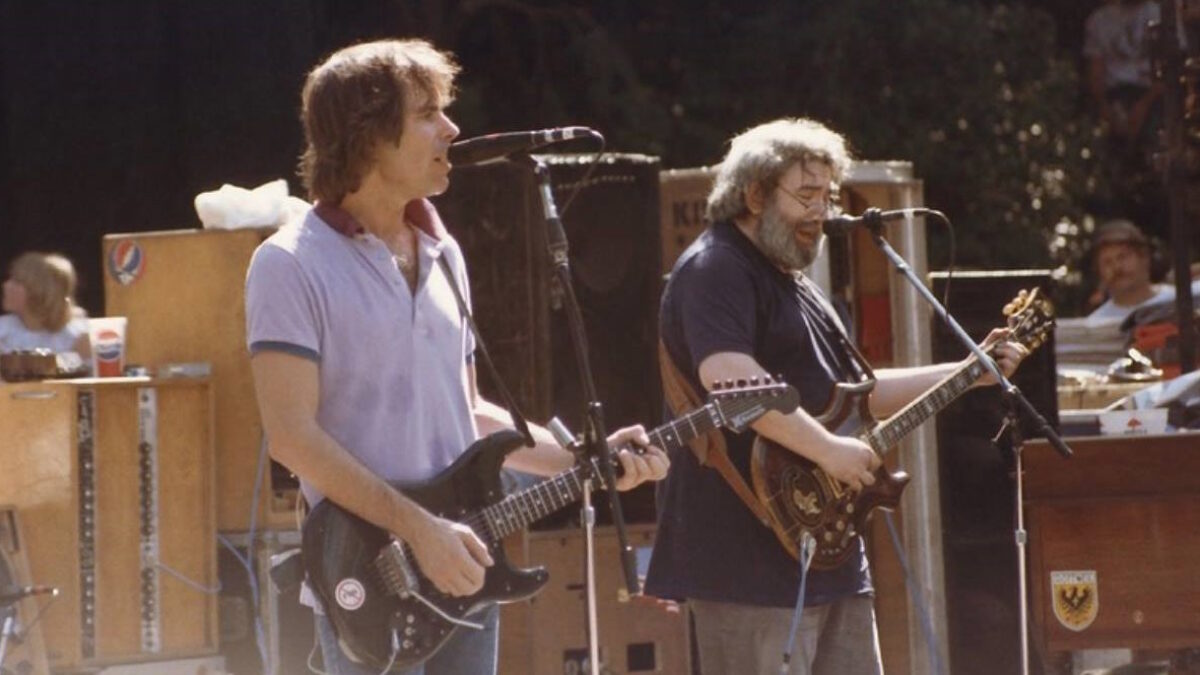 Grateful Dead Selects Memorable 1985 Concerts For ‘Dave’s Picks Volume 49’