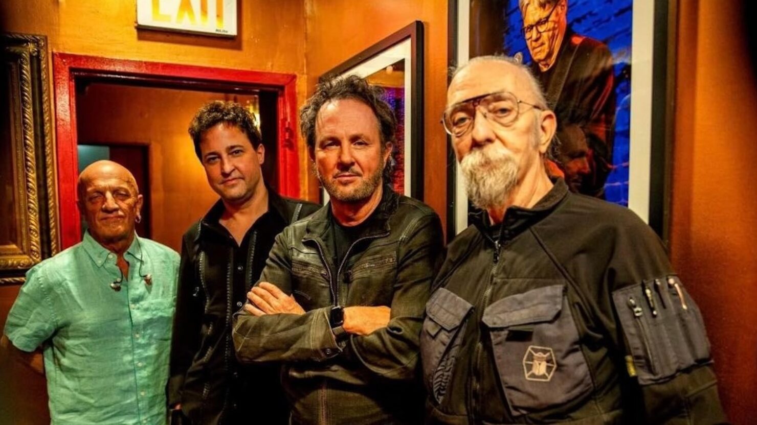 Steely Dan & Doobie Brothers Guitarist Jeff “Skunk” Baxter Confirms