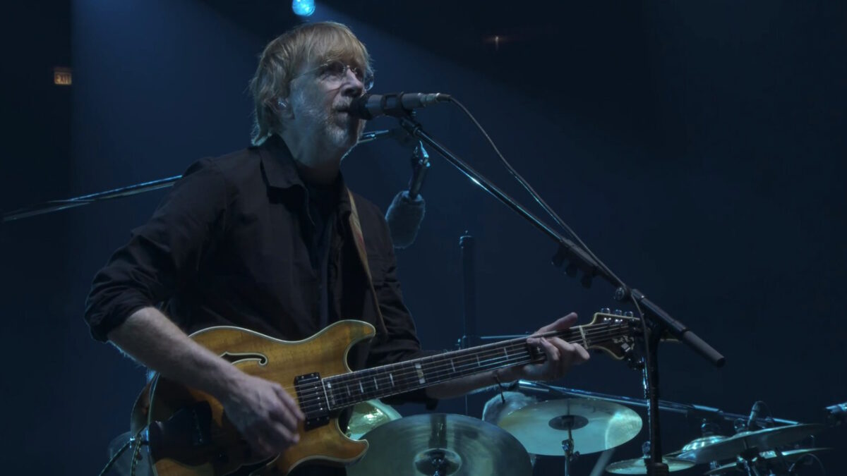 Phish Revisits Past Halloween Shows At United Center Finale In Chicago