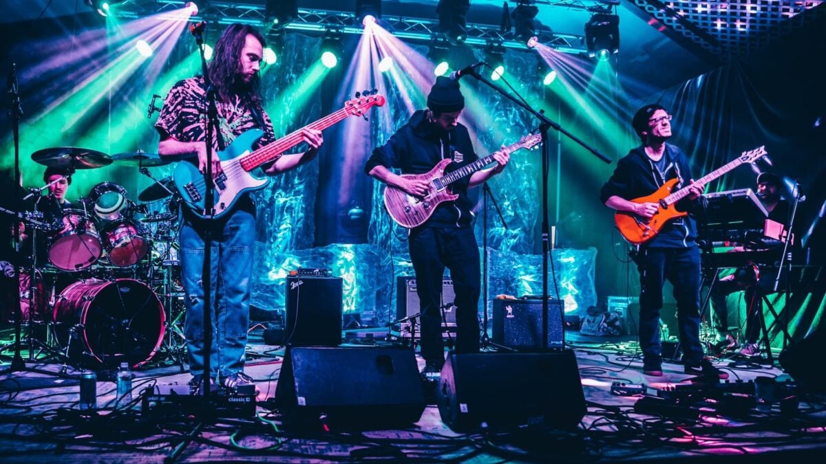 Squeaky Feet Drops Sizzling New Single Featuring Snarky Puppy’s Mark Lettieri