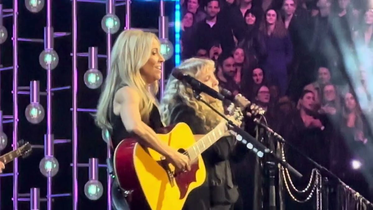 Sheryl Crow and Stevie Nicks - Strong Enough - 11/03/2023 - Brooklyn, NY - Rock n’ Roll HOF