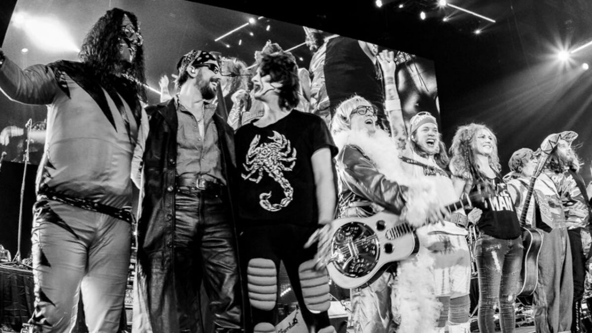 Billymania: Watch Billy Strings & Numerous Special Guests Throw Wrestling-Themed Halloween Show
