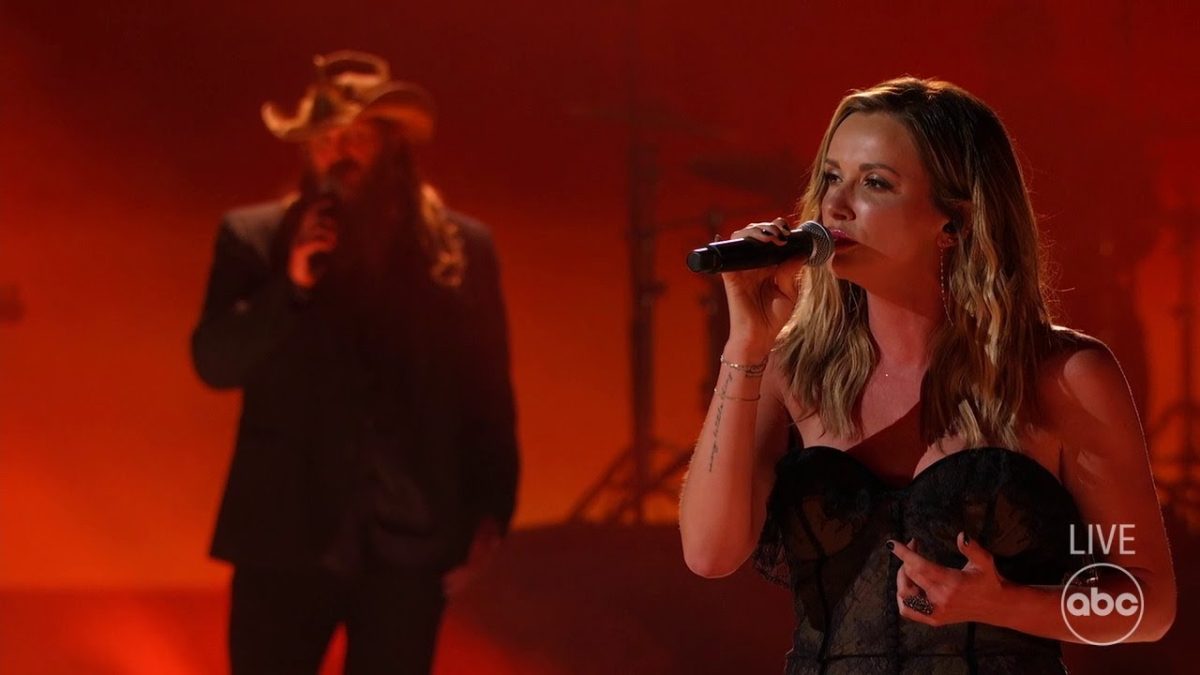 Carly Pearce and Chris Stapleton Perform 'We Don't Fight Anymore' - The CMA Awards