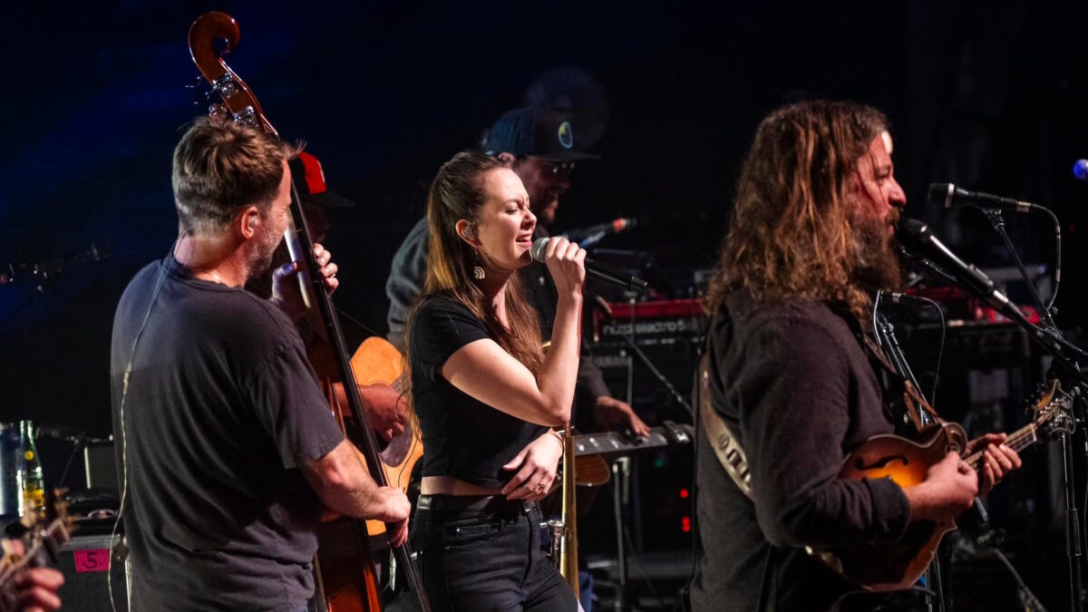 Natalie Cressman & Andy Hall Join Greensky Bluegrass In Oakland