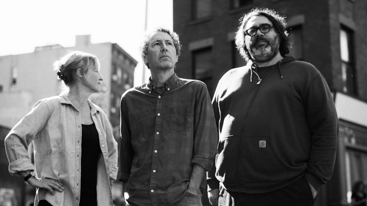 Yo La Tengo Rings In 2026 With Black Sabbath & Foreigner Covers
