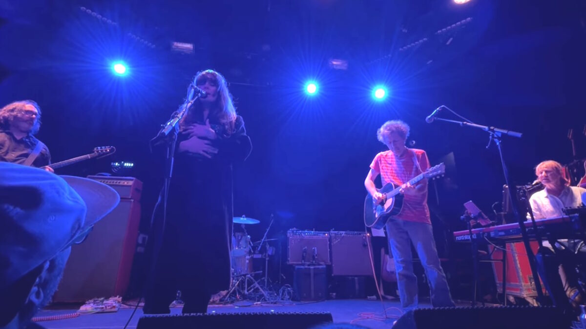 Watch Yo La Tengo Perform Lingering Velvet Underground Cover With Beach House’s Victoria Legrand